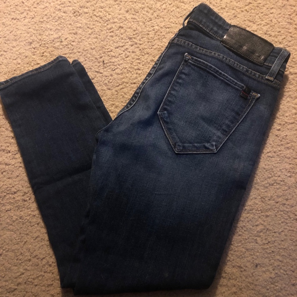 Skinny jeans